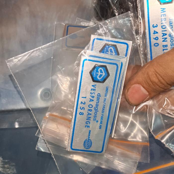 sticker danagloss reparasi Vespa orange repro baru cakep