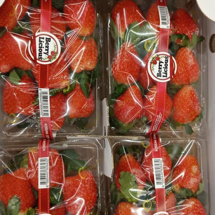 Strawberry Korea Asli manis segar 330 gram