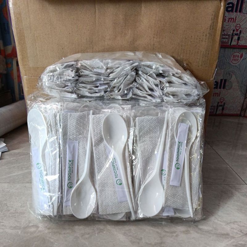 Sendok Set Catering Nasi Kotak 50 Set Plastik ( Sendok, Tusuk Gigi, Tissue)