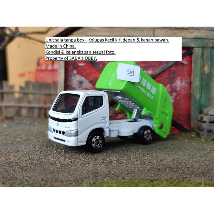 No 45 Toyota Dyna Refuse Truck Hijau China Tomica Diecast Miniatur