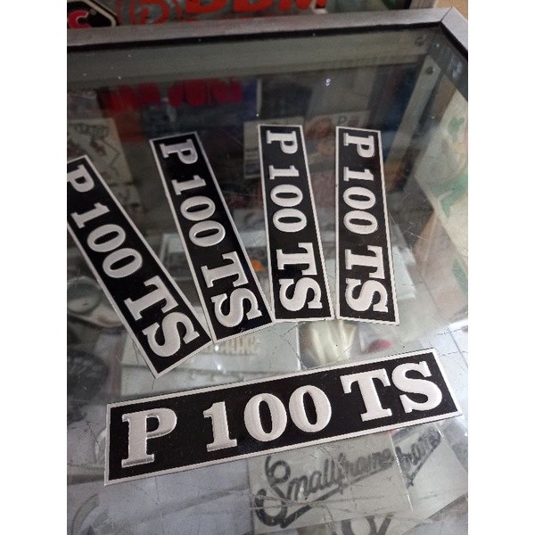 Emblem vespa pts box samping vespa pts