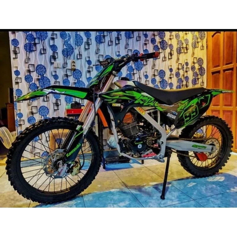 terbaru decal costum klx Gordon  simpel