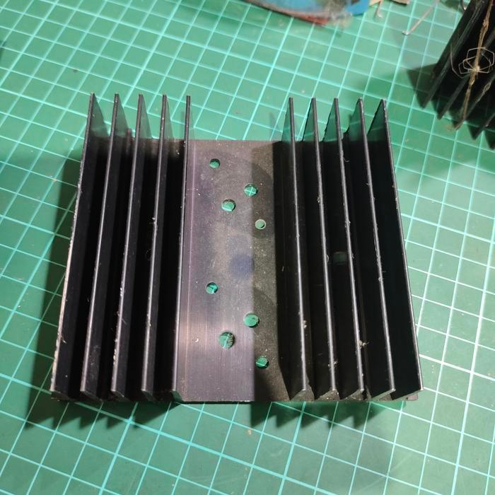 bekas heatsink 2 jengkol 2n3055 ps power supply tebal hitam BEST