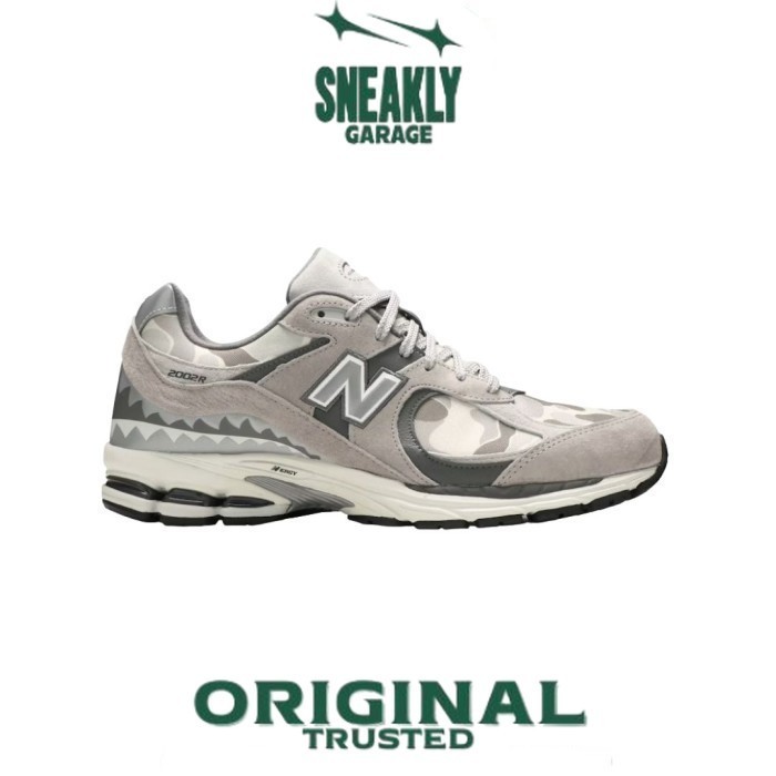 Sepatu BAPE X NEW BALANCE 2002R APES TOGETHER STRONG GREY CAMO'  Sneakers Unisex