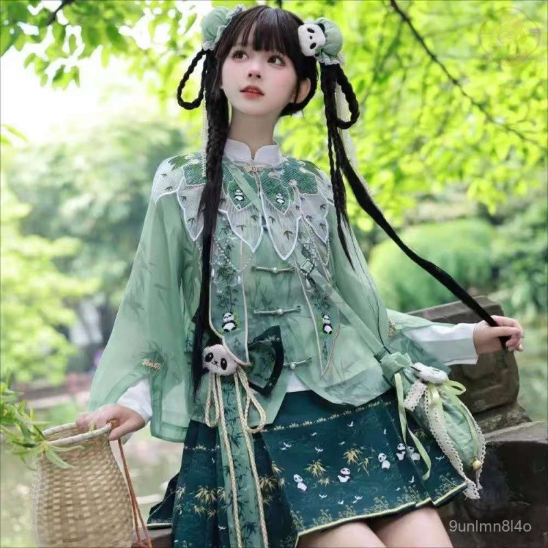 Kostum Cina Modern dengan Motif Panda Lucu Hanfu Wanita Pendek Ideal untuk Badan Kecil