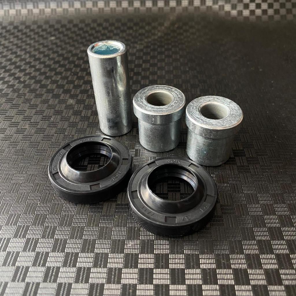 BOSH RODA DEPAN KHARISMA SUPRA X 125 REVO KOMPLIT SEAL BOS DALAM BOS LUAR PAKET BOS RODA DEPAN KHARI