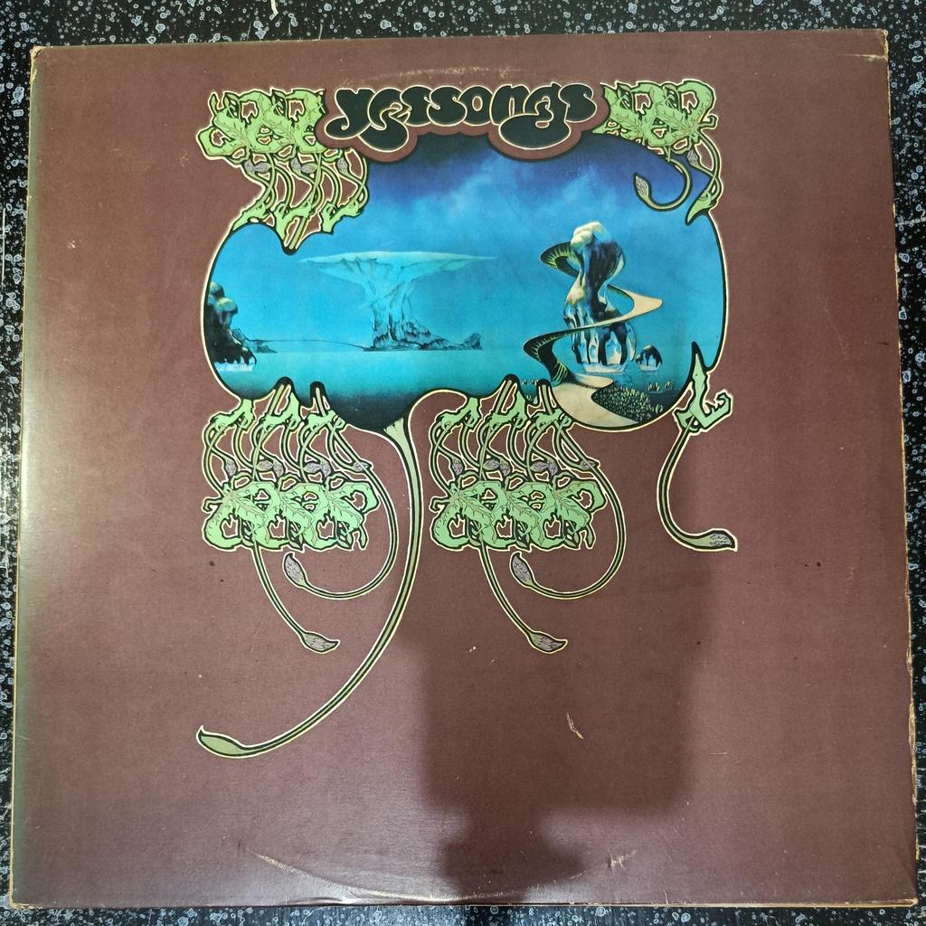 Vinyl Piringan Hitam Rock Yes – Yessongs