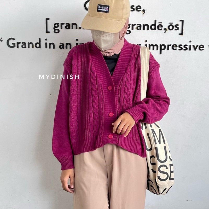LOWESHOP Vina Cable Crop Cardy - Cardigan  Wanita Terbaru