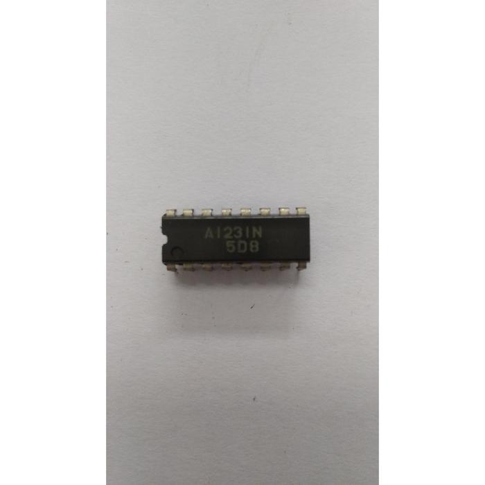 IC LA1231N LA1231 FM IF System - Sanyo Integrated Circuit BERKUWALITAS...