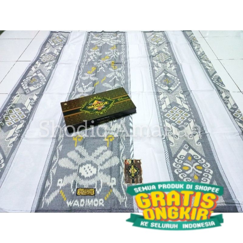 wadimor sarung tenun wadimor viscose putih lilin kembang | viskos antik sarung batik/ pakaian pria l