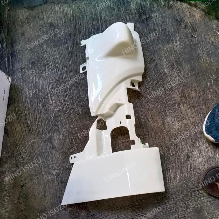 PIPI HINO LOHAN PANEL PASS