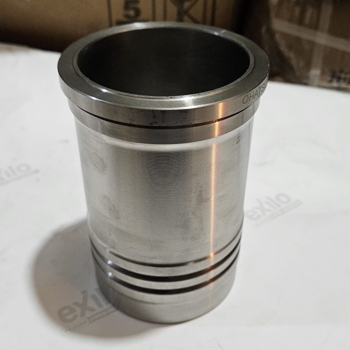 TF105 cylinder liner boring foring mesin diesel pengerak YANMAR TF 105