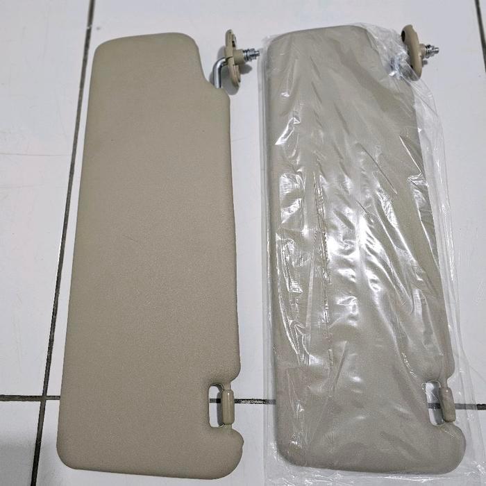 sun visor innova Fortuner Hilux 2004-2014 originnal set 2pc - tanpa kaca