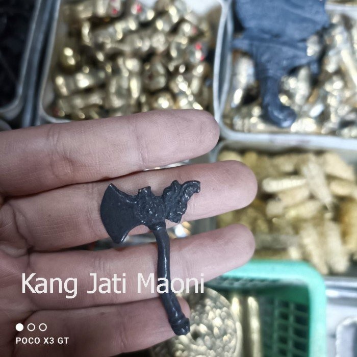 pusaka kapak hitam kuningan asli bkn sengkelat panimbal Asli Paling Mewah DFG654