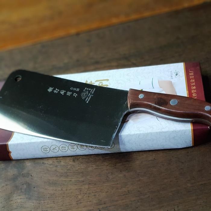 - GOLOK TULANG tebal dan berat- AP