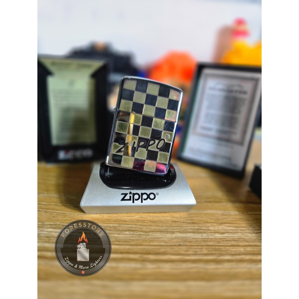 ZIPPO CHESS ARMOUR GOLD "Armour Case"