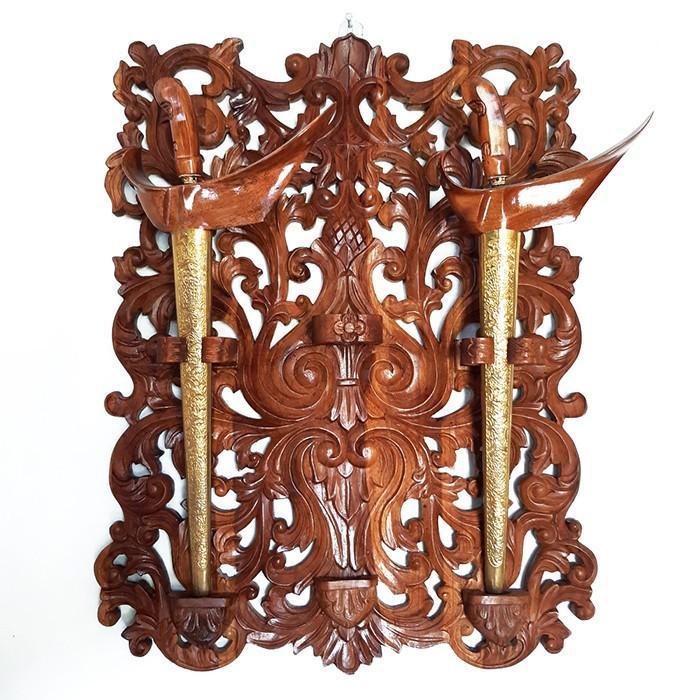 Blawong Keris Isi 3 Kayu Jati Ukir Lung Pajangan Tempel Dinding Tembok