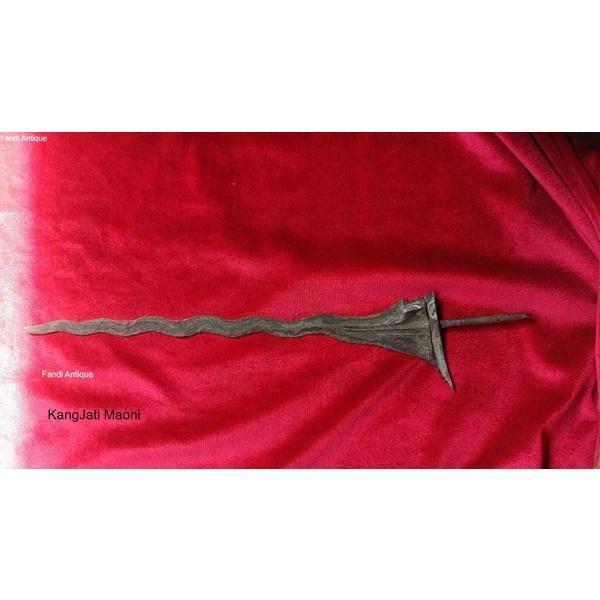 KERIS SENGKELAT JAMINAN SEPUH MAJAPAHIT MURAH bukan kabudan pengging paling lengkap
