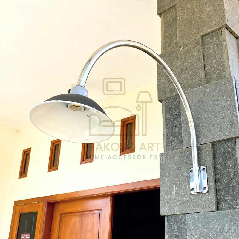 Tiang Lampu Hias Tempel Dinding / Breket lampu estetik depan teras rumah