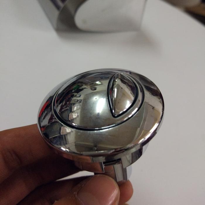 Tombol kloset toto 421/660 bekas