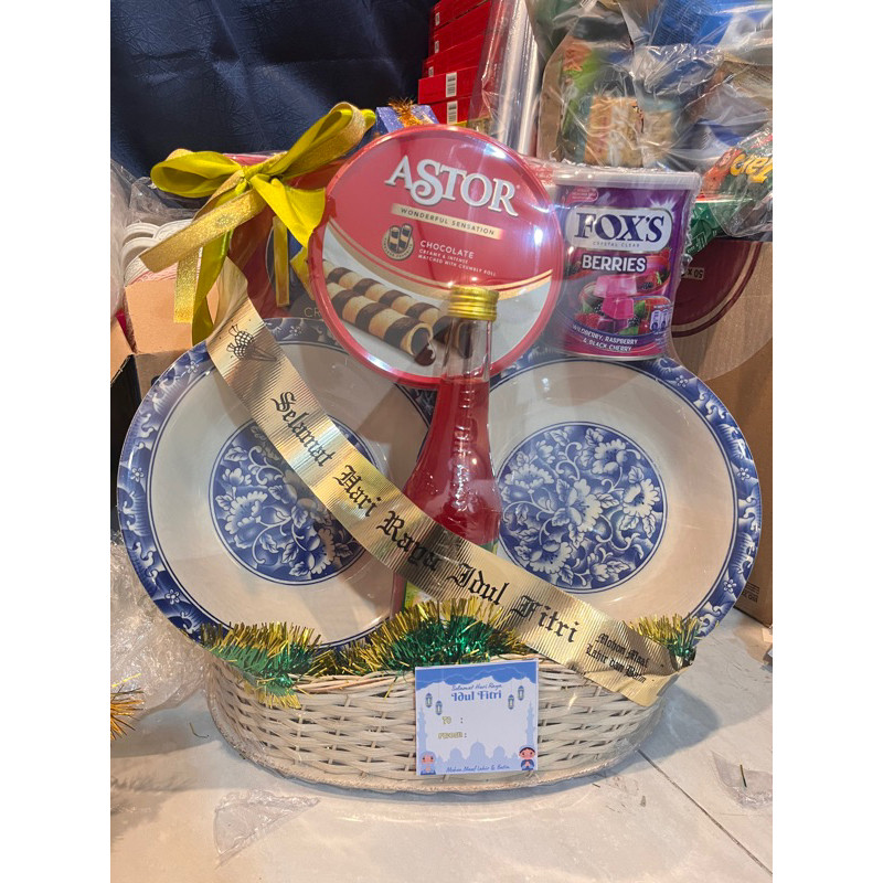 Paket hampers Lebaran Tile/paket hampers kue kaleng/parcel lebaran murah/ TERLARIS TERBARU TERKINI R