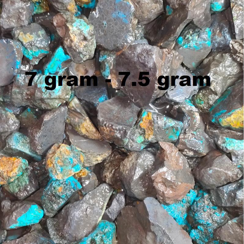 batu bacan doko campur palamea 7gr - 7.5gr asli natural dominan HITAM , batu yang dikirim secara ran