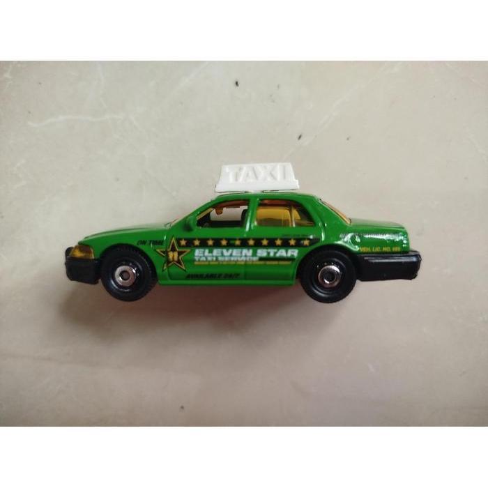 0322 MAINAN DIECAST LOOSE  MATCHBOX - TAXI 2006 FORD CROWN VICTORIA - RARE
