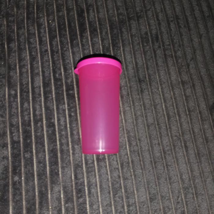 Tupperware Medium Tumbler 275 mL - Ungu