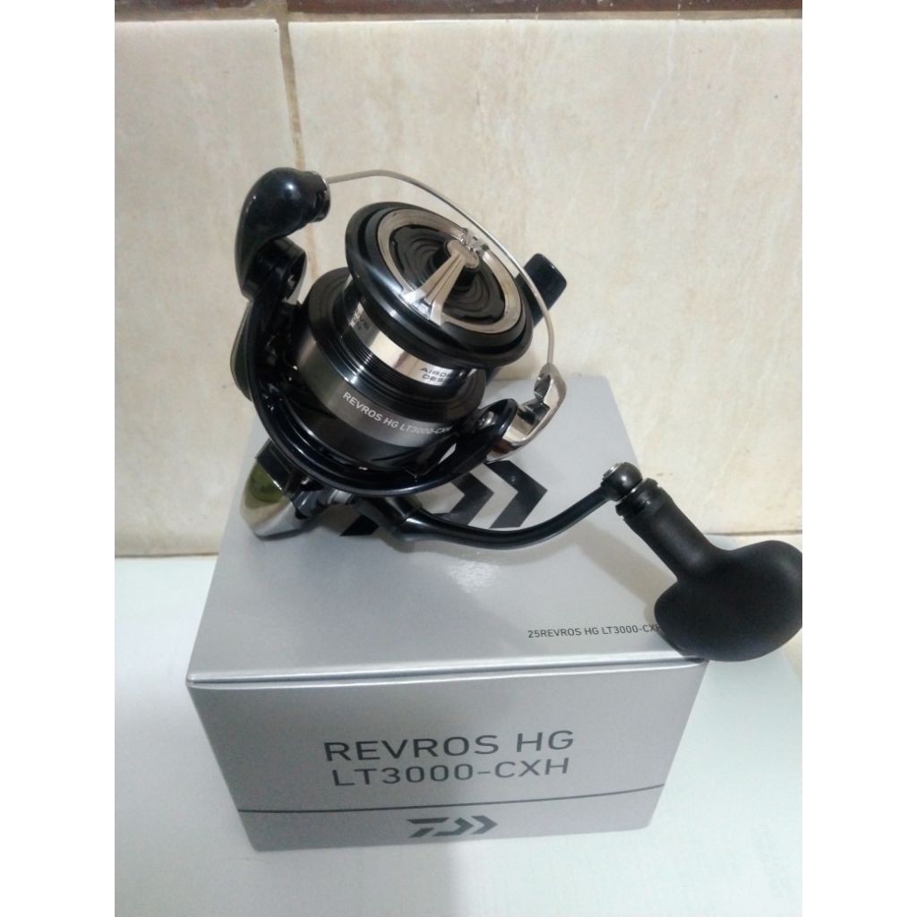 REEL PANCING DAIWA REVROS HG LT 2500/3000CXH