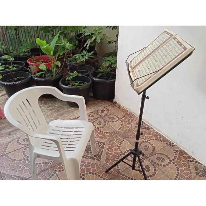 Meja Penyangga Al Quran Rehal Besi Shalat Tahajud dan Taraweh