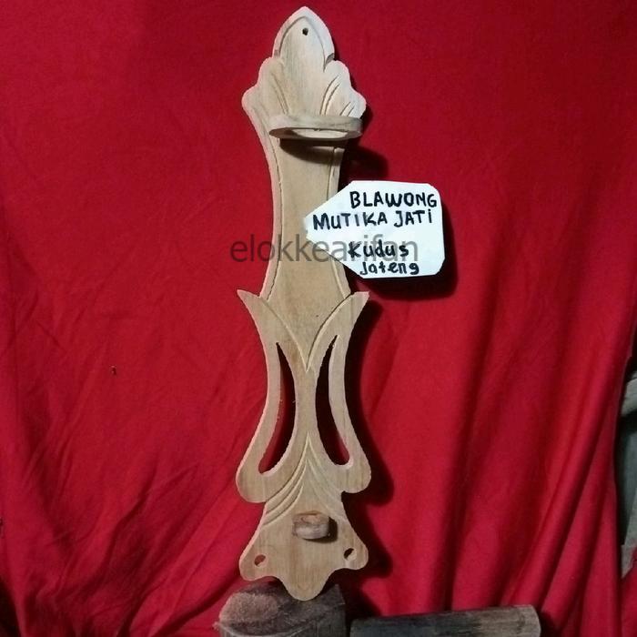 Blawong Keris tempel tembok EKA232