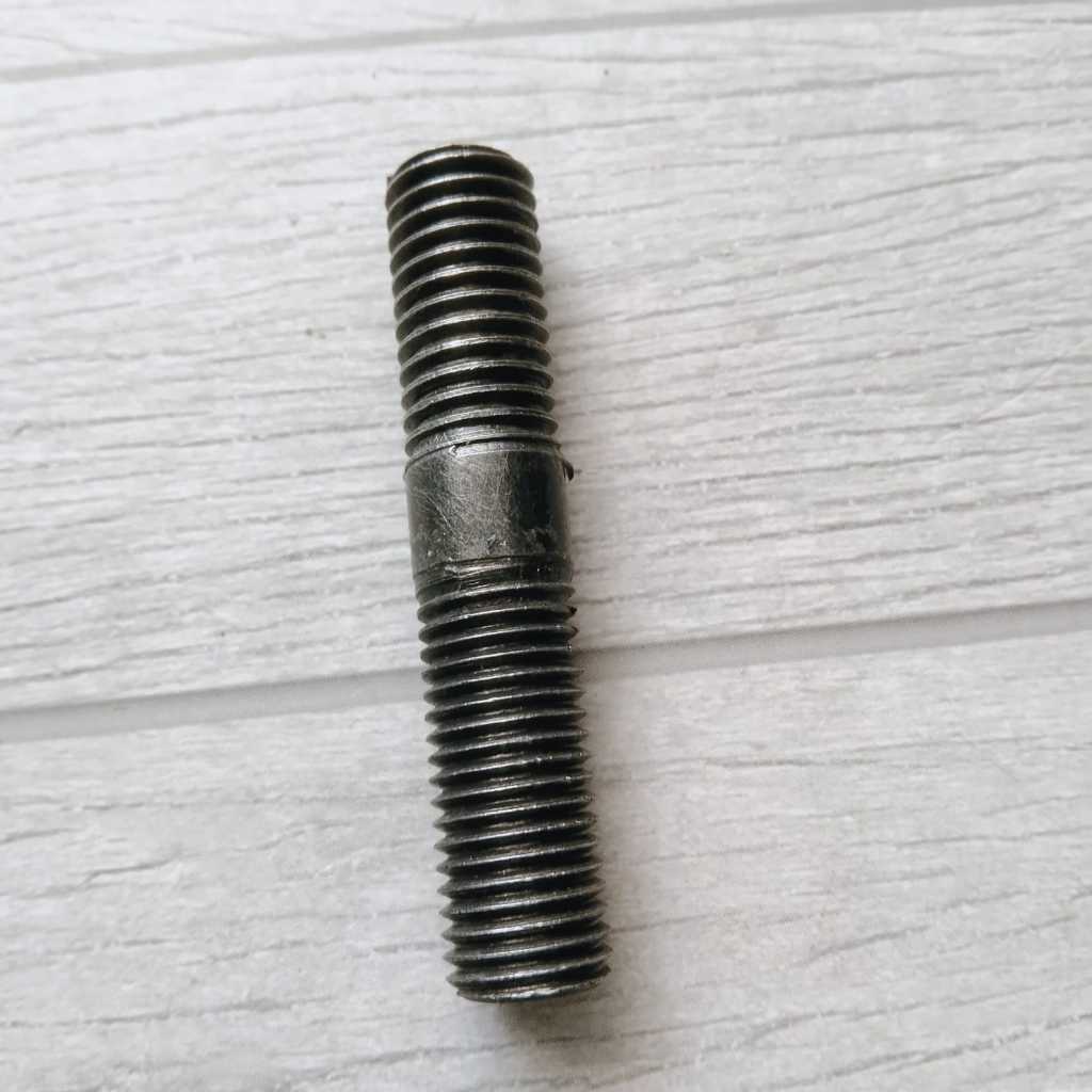 BAUT TANAM 10x10 DRAT KUNCI 14 BAUT TANAM 10x10 DRAT KUNCI 14