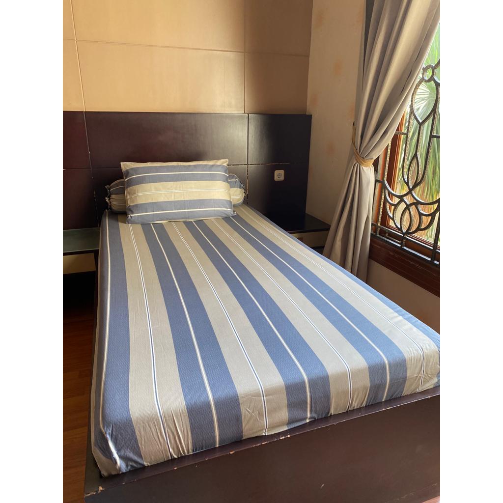 Idola Style Sprei Yarn Dyed 100x200 T20 cm LV-YD5825-2