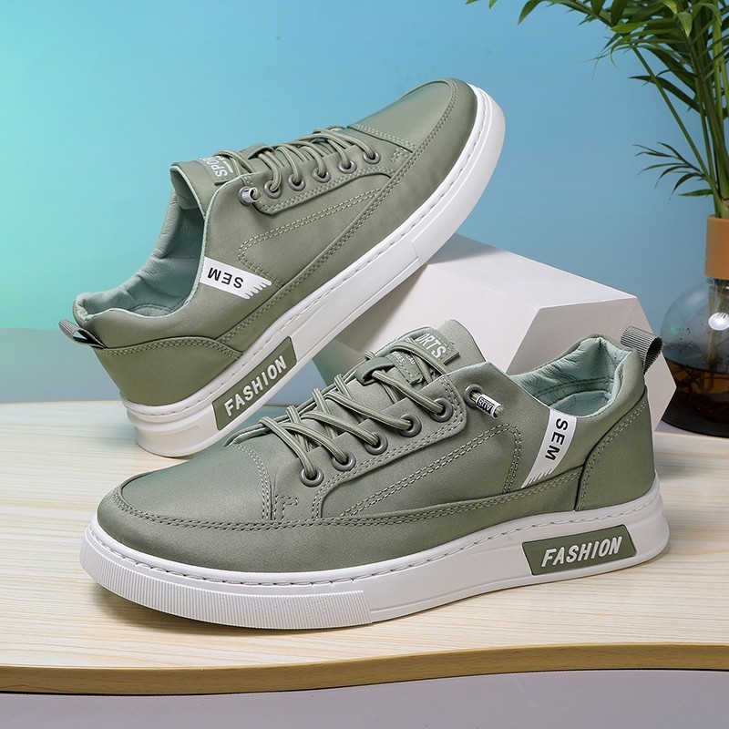 sepatu sneakers pria skate shoes terbaru Fashion sepatu sekolah sepatu pria go walk original 100%
