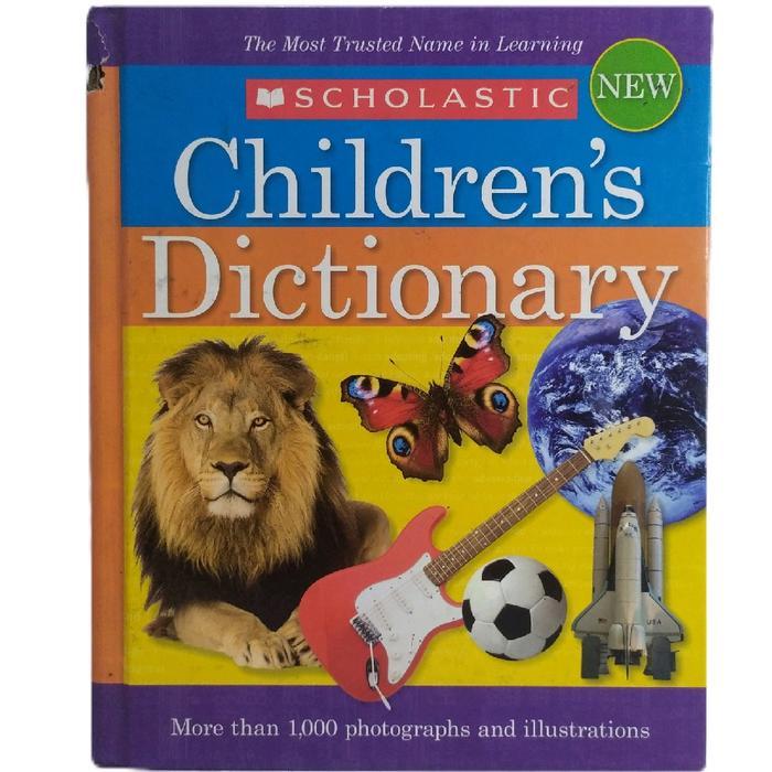 Scholastic Children's Dictionary edisi tahun 2010. Edisi ini menampilkan sampul dan desain interior 