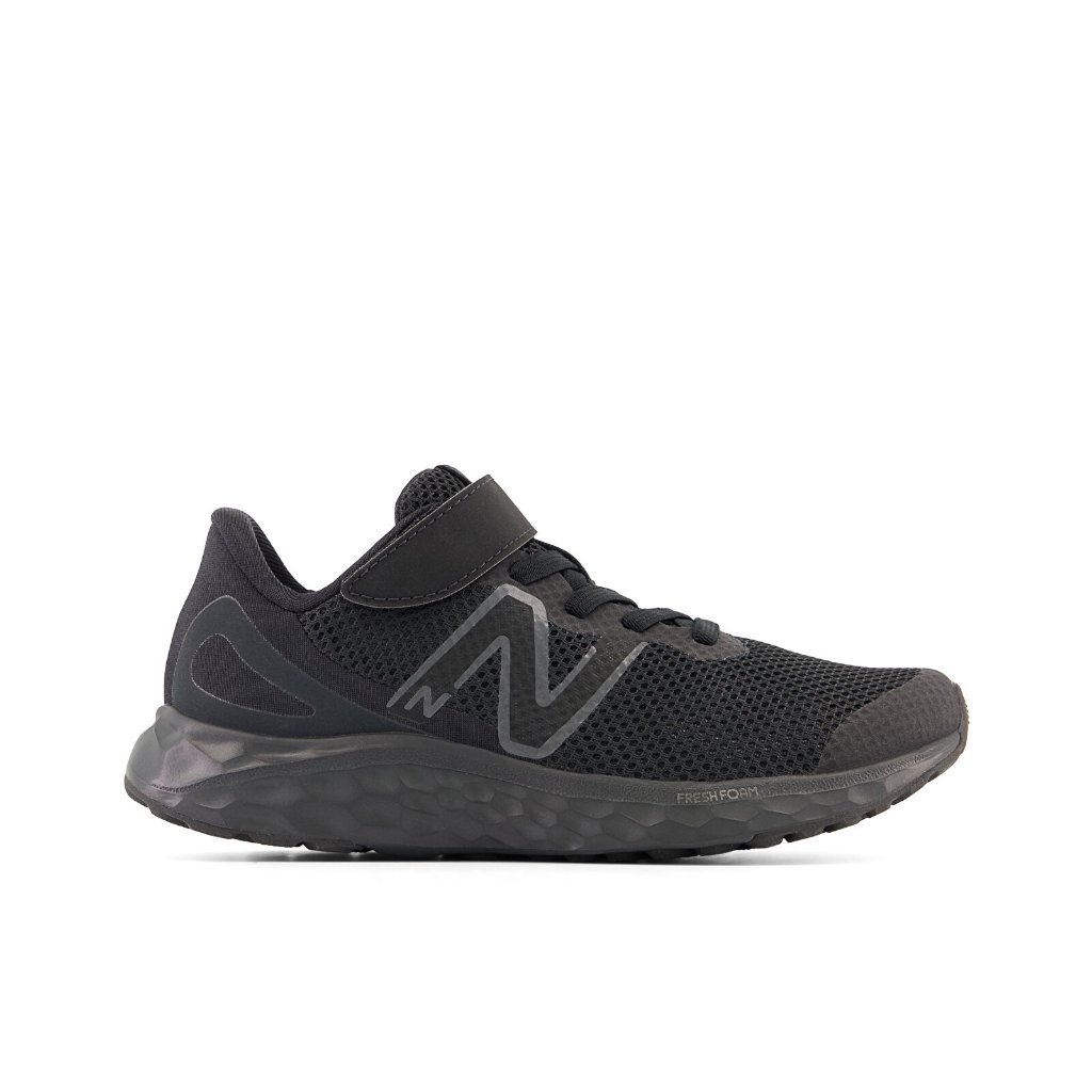 Sepatu Sneakers Anak New Balance Fresh Foam Arishi v4 Triple Black Original PAARIBB4