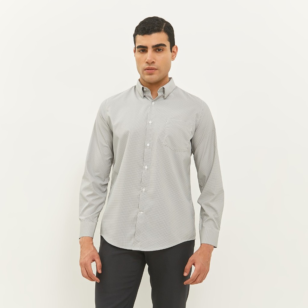 Jobb Rainer Kemeja Pria Lengan Panjang Slim Fit Hitam