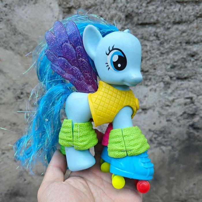 Mainan Vinyl Figure 7' My Little Pony Rainbow Dash 2ND