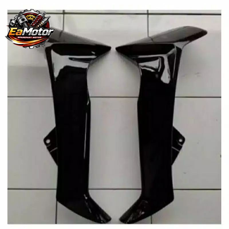 Sayap Luar Yamaha Fiz R Warna Hitam Merah Marlboro Maroon Silver Hijau Botol Biru Kuning