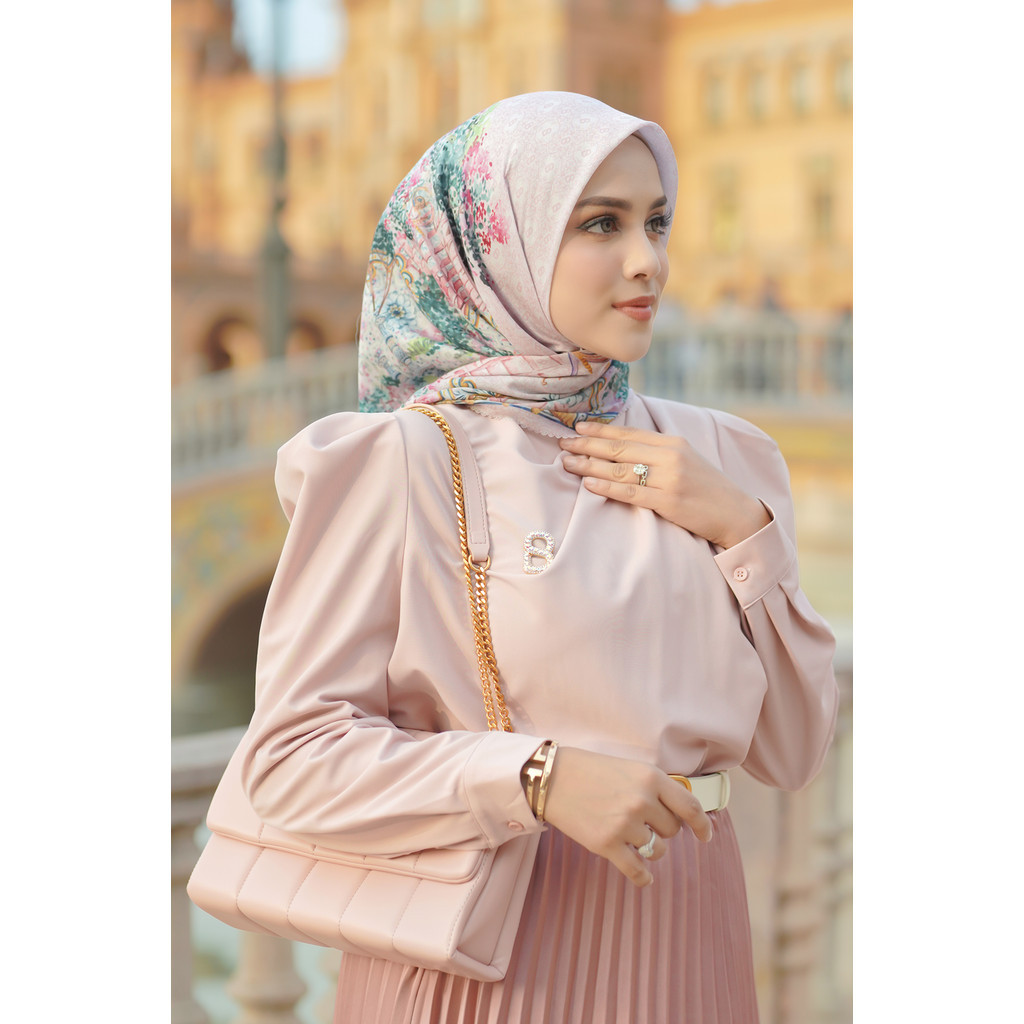 The Sevilla Voile Square XL - Florecer