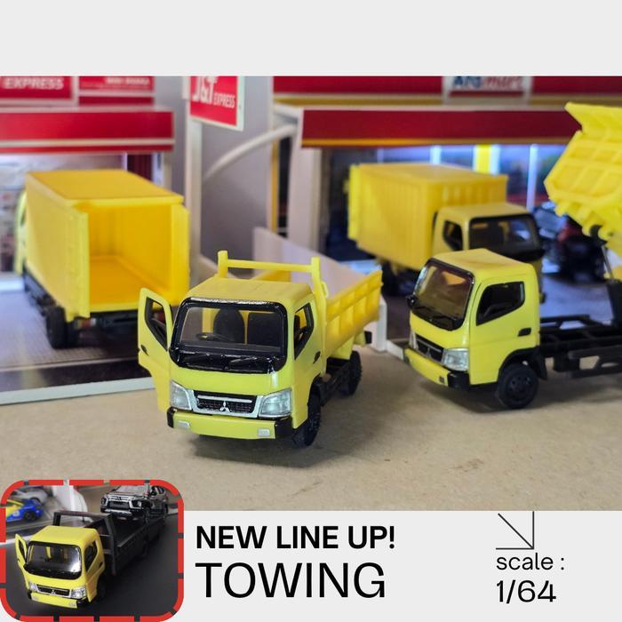 Miniatur Canter Fuso Truck Skala 1/64 Pajangan