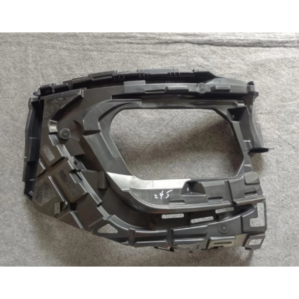 Suitable for G8 Rline fog light bracket OE5HG 807 723 A  5HG 853 665 B 041  5HG 853 763 A 041
