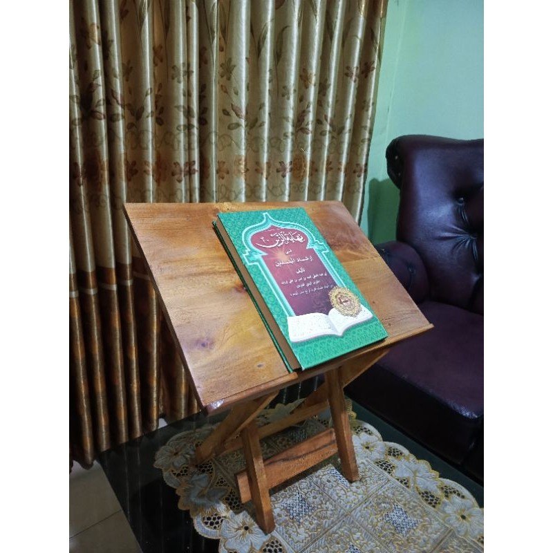 Meja Lipat Kayu Mahoni Jumbo Desain Praktis