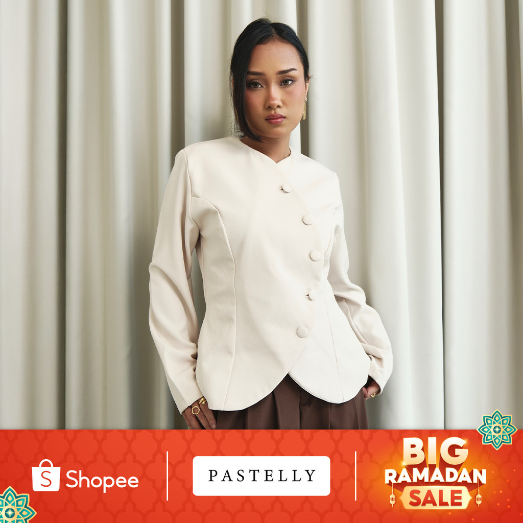 PASTELLY OUTFIT - Power Lines - Clause Semi Blazer