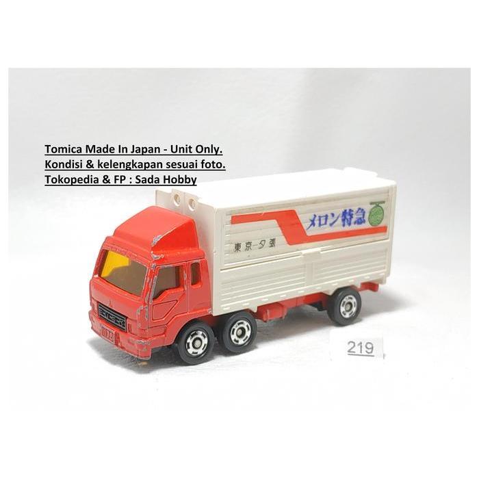 No 19 Mitsubishi Fuso Wing Body Truck Red Japan Tomica Diecast Miniatur