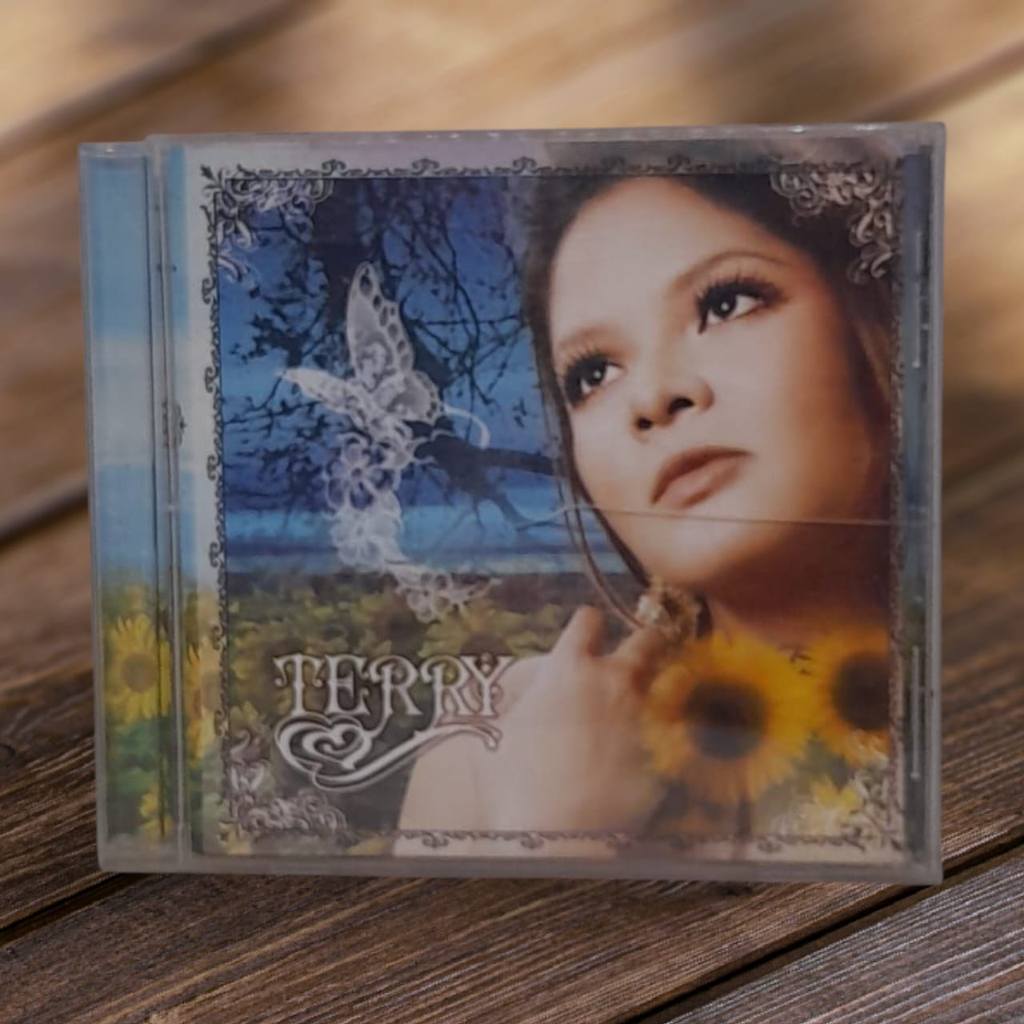 CD Audio  Musik - Terry Putri - Self Titled