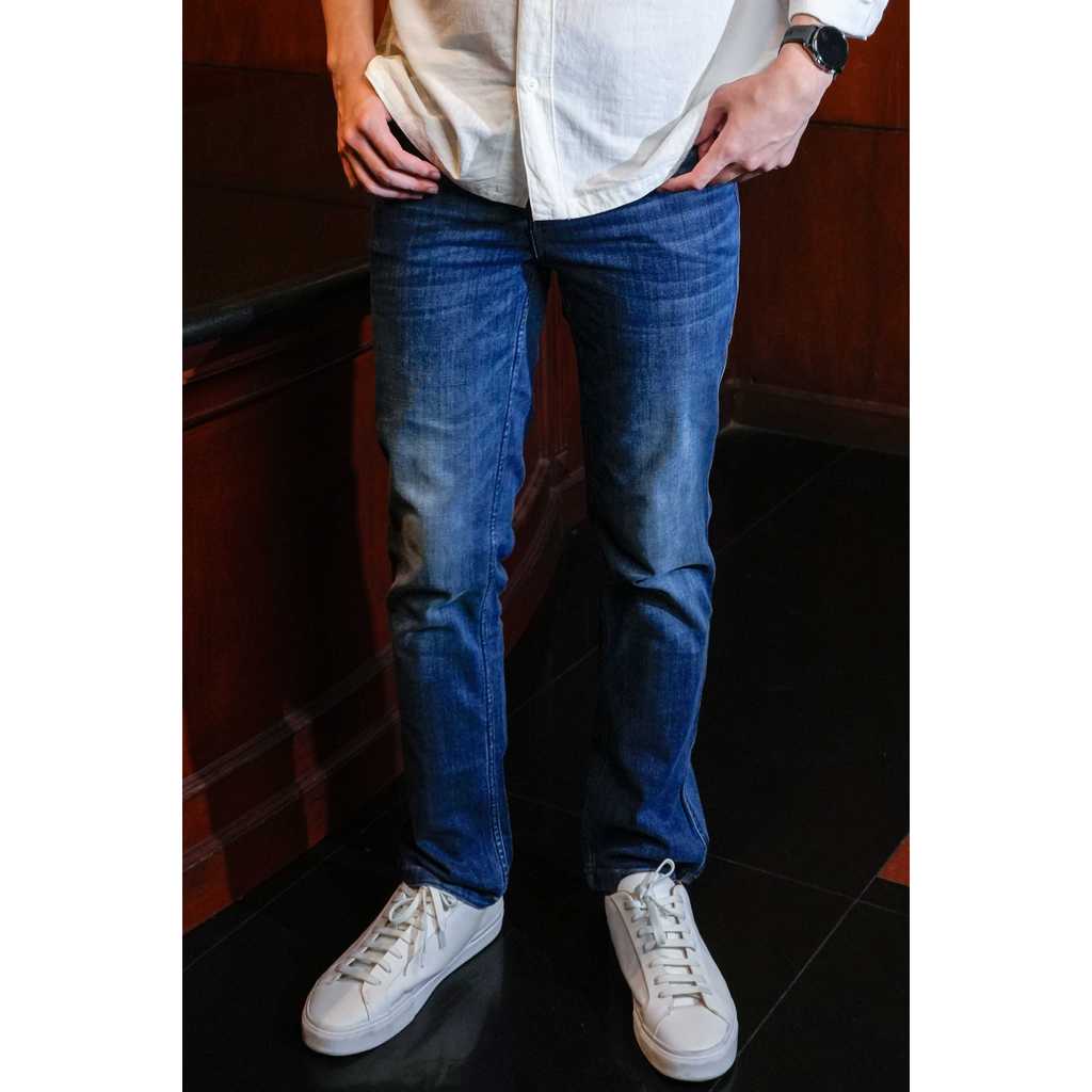 FOREX Celana Jeans Pria Biru Terang Regular Fit DLRN3647