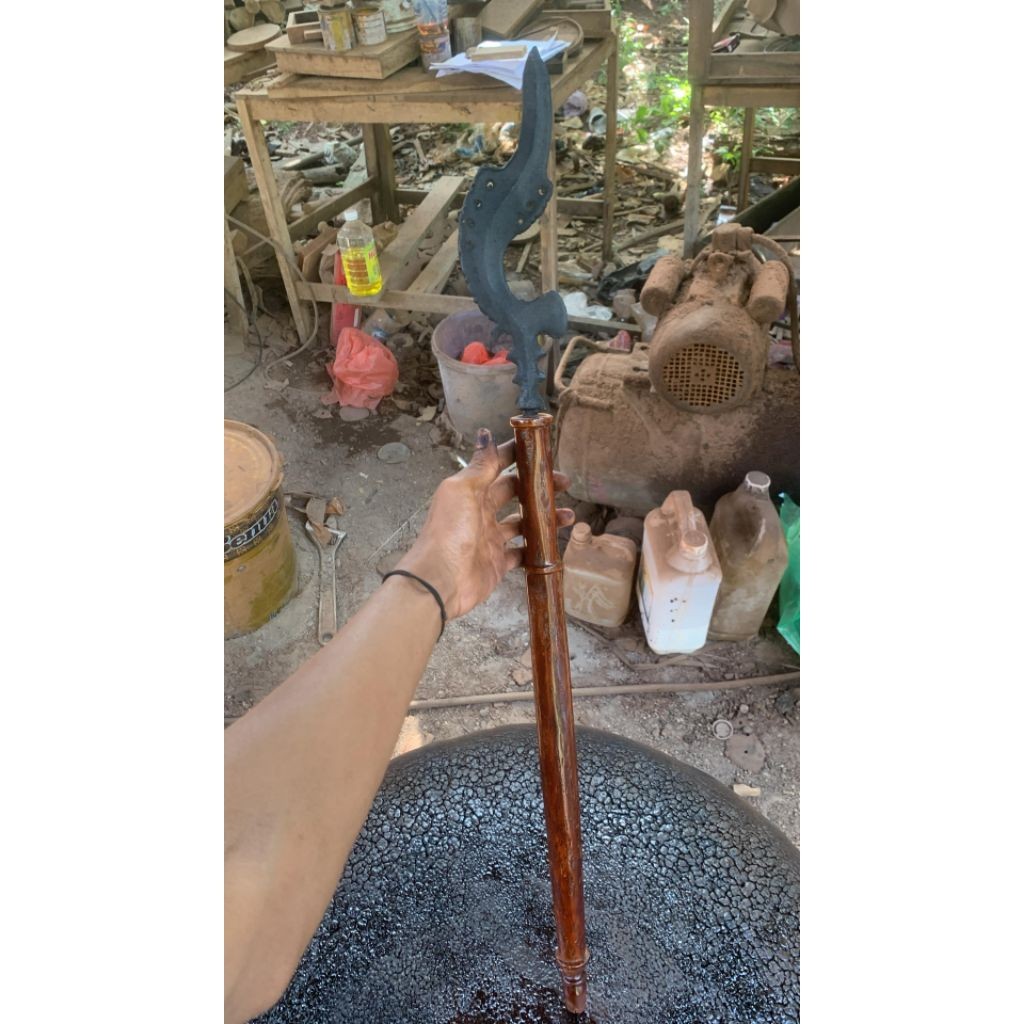 kujang sepuh pasundan pamor Keleng lengkap dengan deder dari kayu jati finishing glosy 002