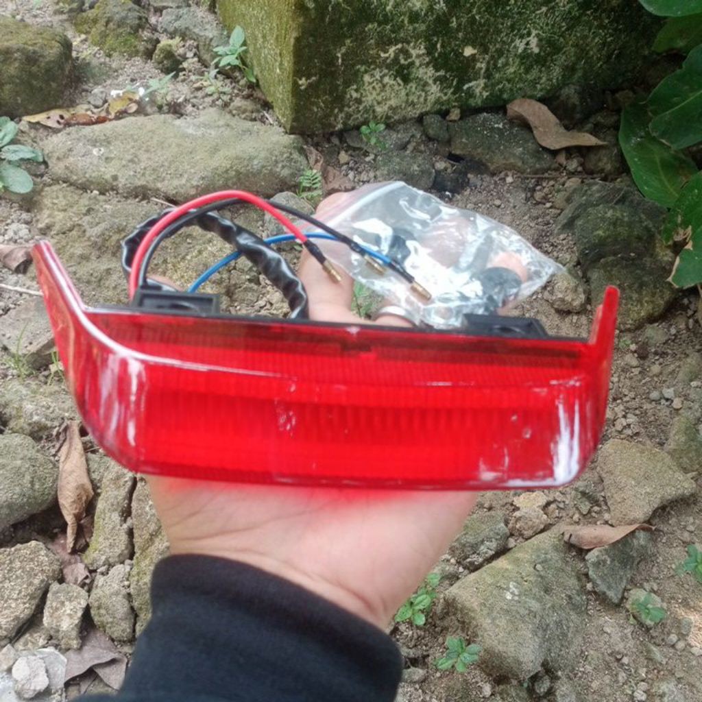 lampu behel f1zr/ lampu behel fizr/ lampu led behel poswan fiz r/ lampu sabit f1zr/ lampu stop f1zr 