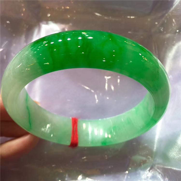 Gelang Giok Es Warna Hijau Yang Gelang Giok Tambang Lama Burma Versi Lebar Hijau Imperial Gelang Gio